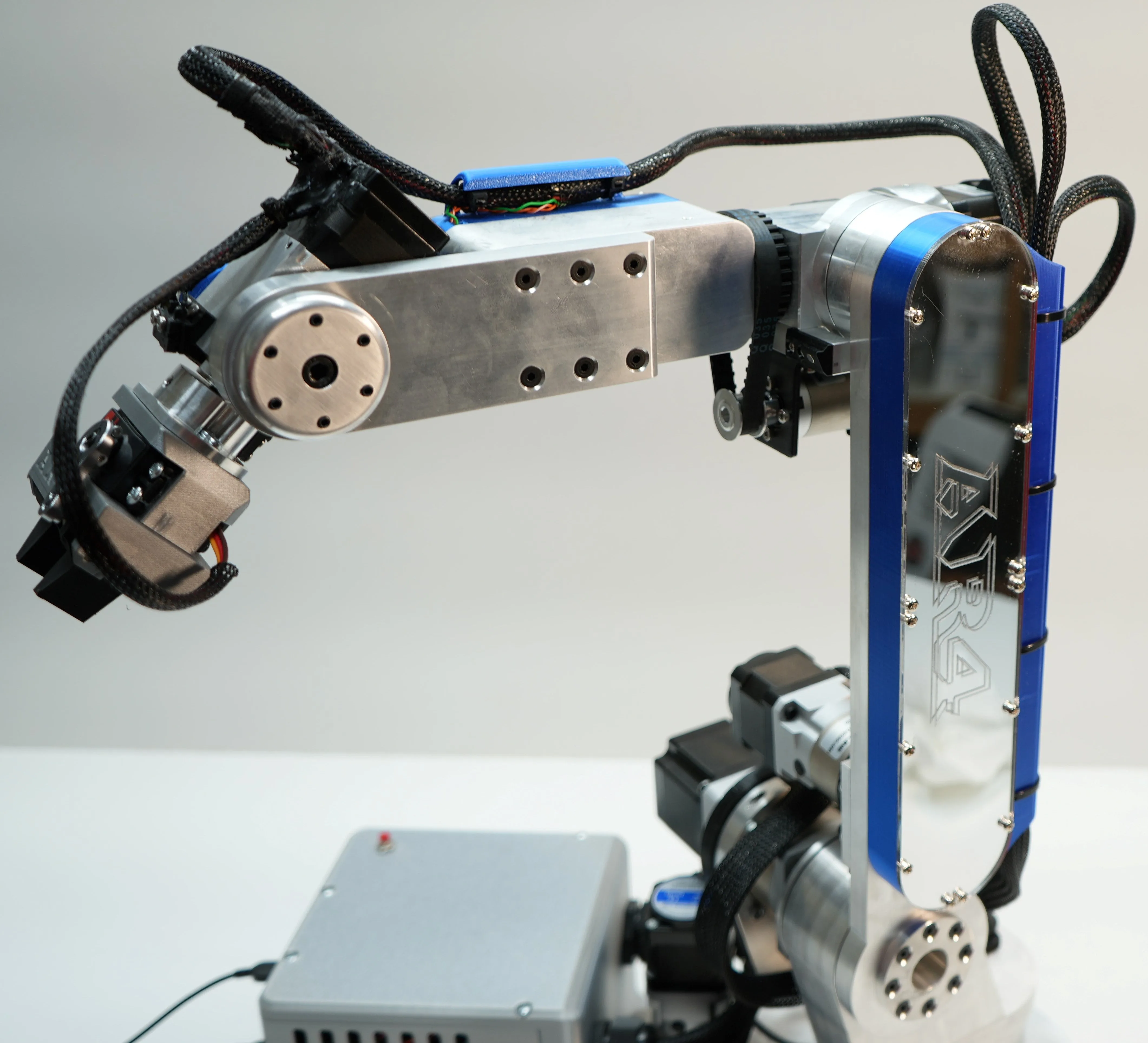 AR4 Robot Mirror Arm Covers photo 3