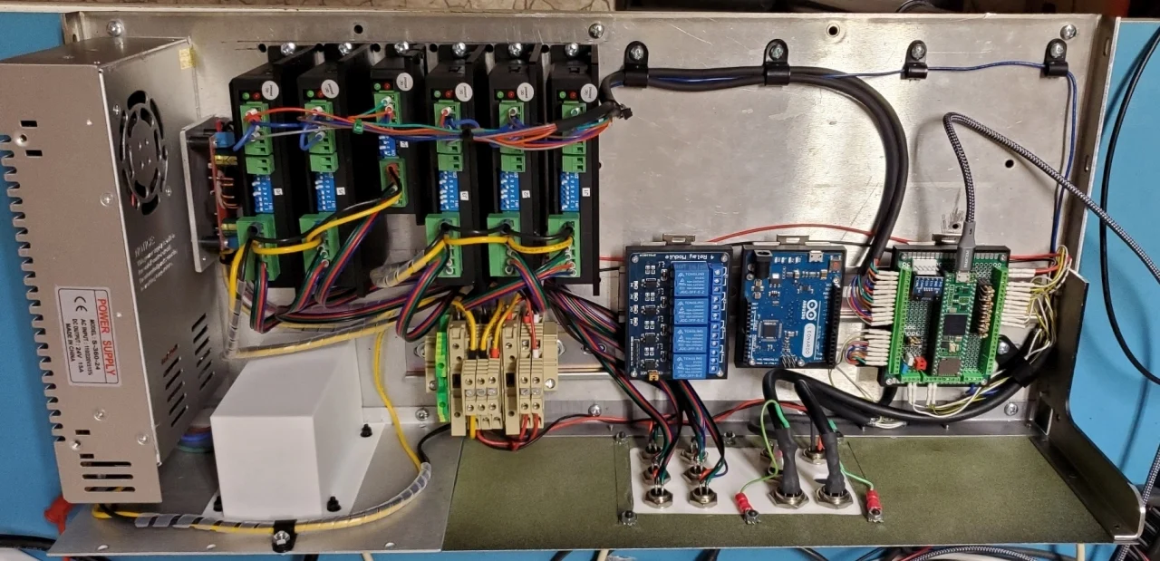 AR3 Control Box