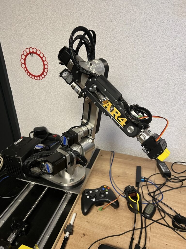 Starting for programing some special moves. - Annin Robotics
